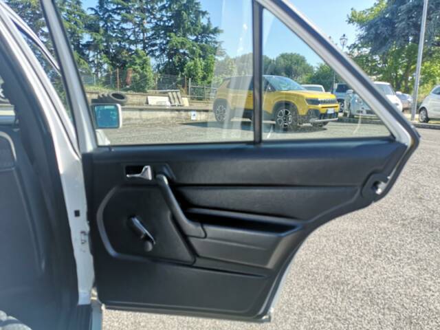 Mercedes-Benz 190 E 1.8
