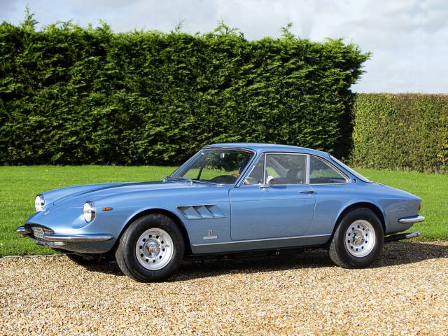 Image 1/50 de Ferrari 330 GTC (1967)