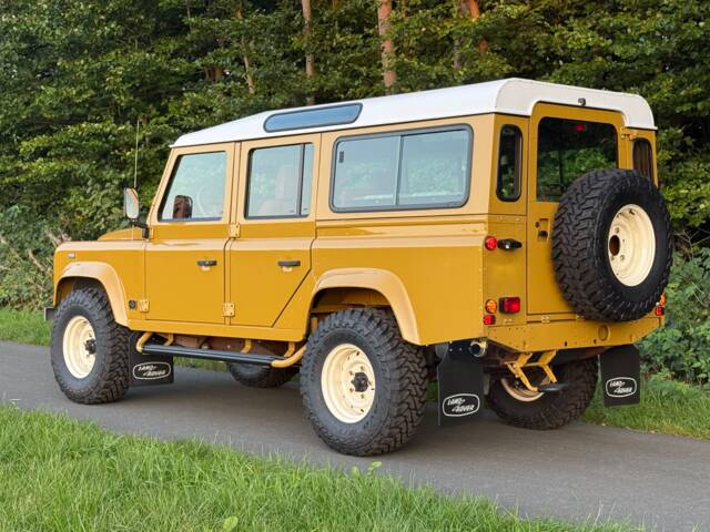 Land Rover 110