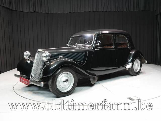 Image 1/15 de Citroën Traction Avant 15&#x2F;6 (1947)