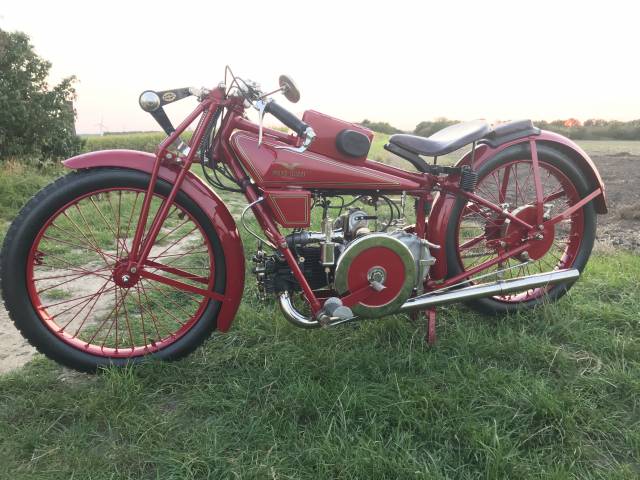 Image 1/25 of Moto Guzzi DUMMY (1928)