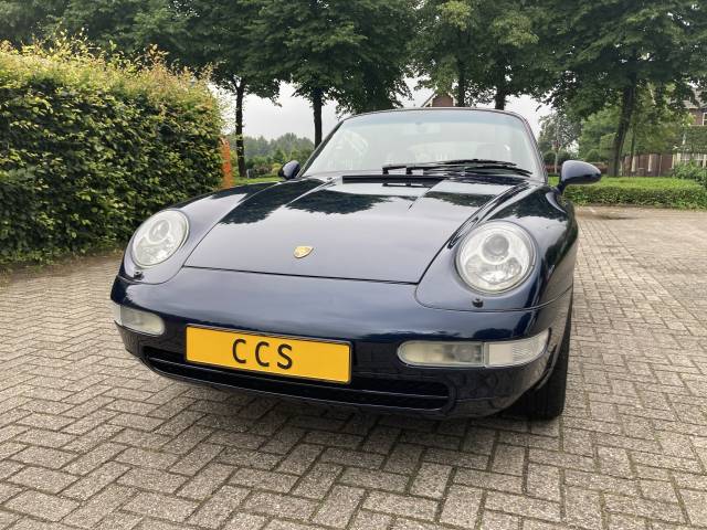 Porsche 911 Carrera - ClassicCarSharks.com