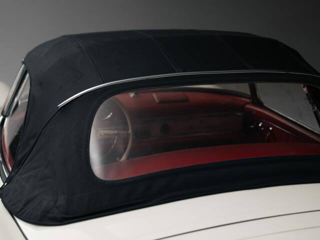 Mercedes-Benz 300 SL Roadster