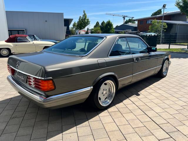 Mercedes-Benz 560 SEC