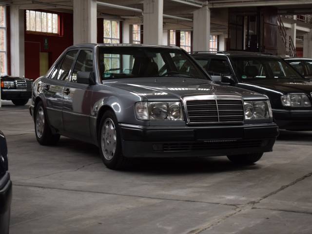 Mercedes-Benz 500 E