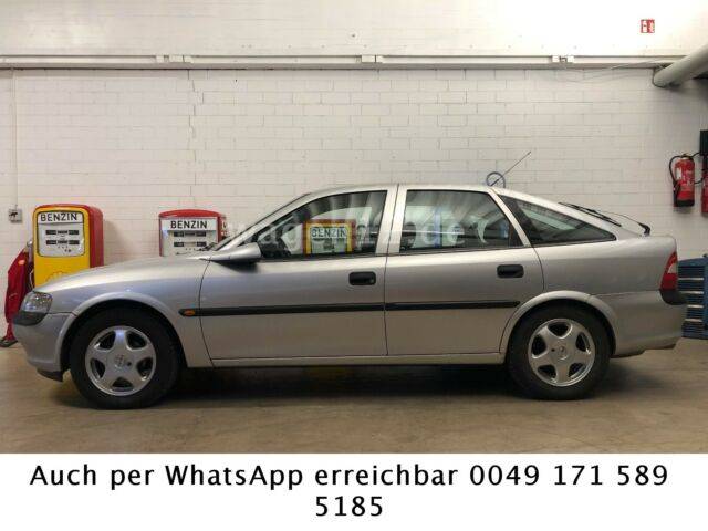 Bild 1/16 von Opel Vectra 1,8 16V (1998)