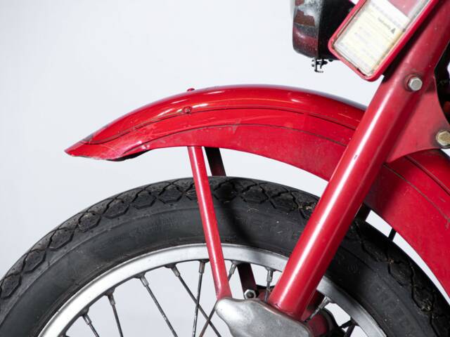 Moto Guzzi 250 SS