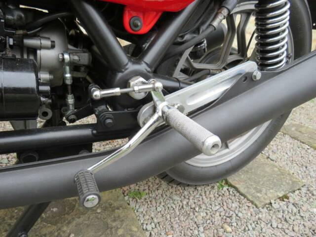 Moto Guzzi 850 LeMans