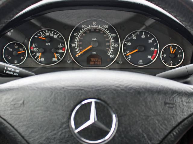 Mercedes-Benz SL 500