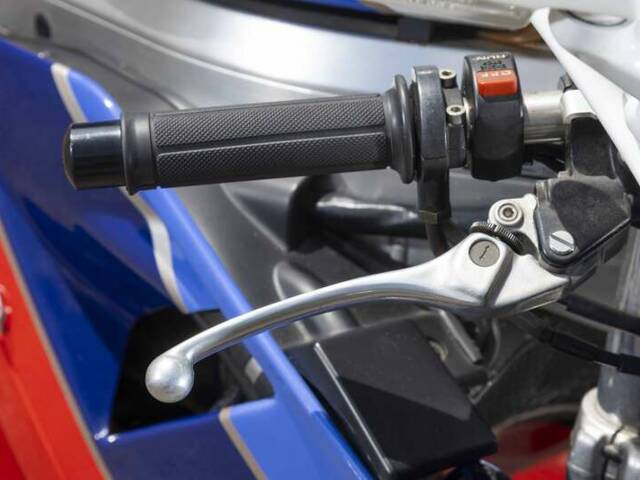 Honda VFR 750R RC 30