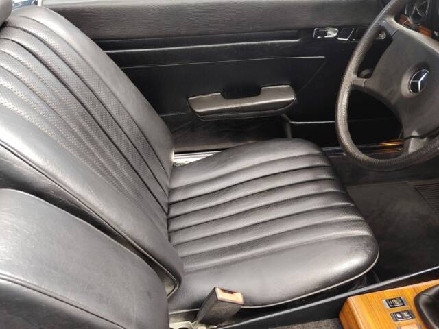 Mercedes-Benz 280 SL