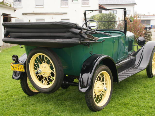 Ford Model T Touring