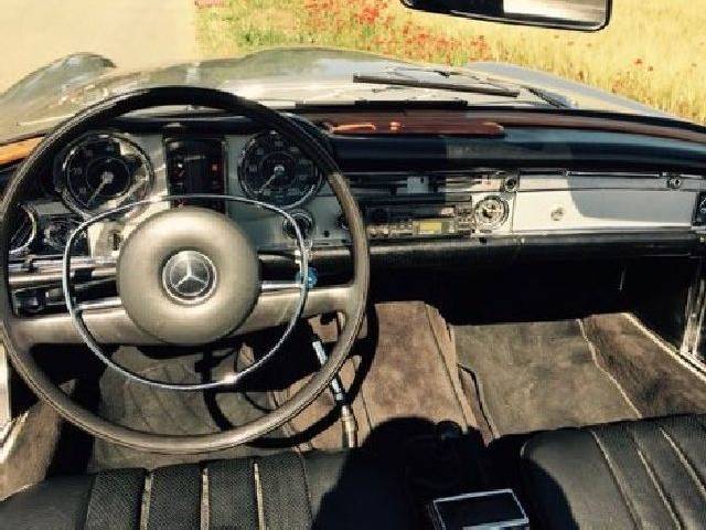 Mercedes-Benz 280 SL