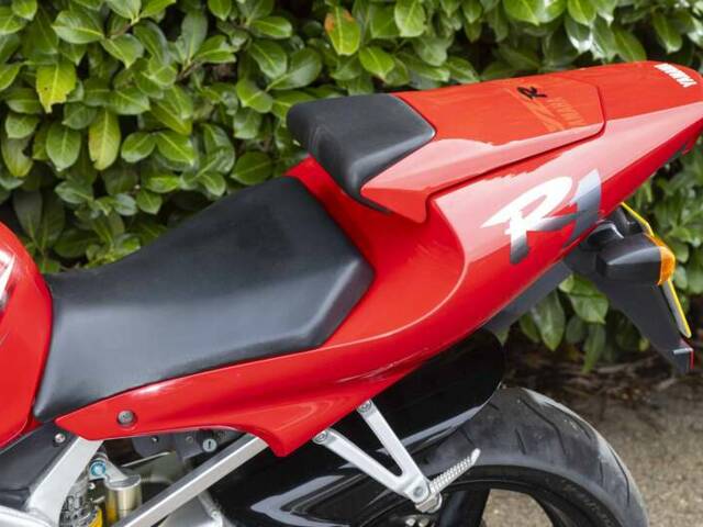 Yamaha YZF-R1