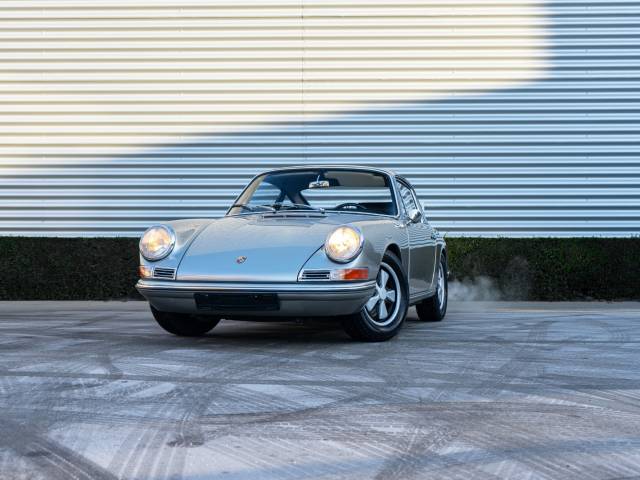 Bild 1/50 von Porsche 911 2.0 (1966)