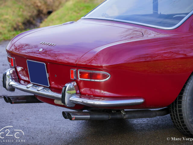 Ferrari 330 GT 2+2