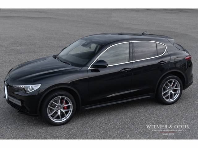 Afbeelding 1/23 van Alfa Romeo Stelvio 2.0 Turbo MultiAir Q4 (2017)