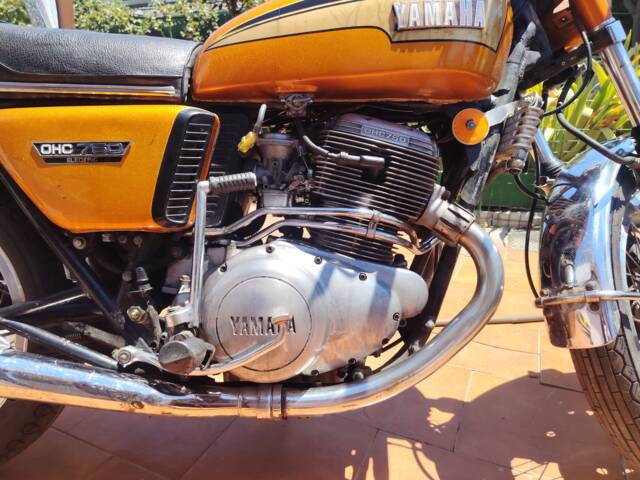 Yamaha TX 750