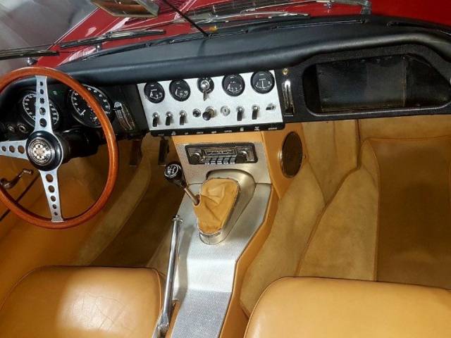 Jaguar E-Type 3.8