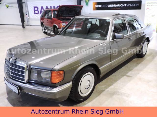 Mercedes-Benz 300 SE