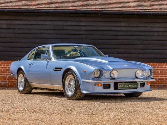 Image 1/50 of Aston Martin V8 Vantage (1985)