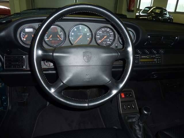 Porsche 911 Carrera