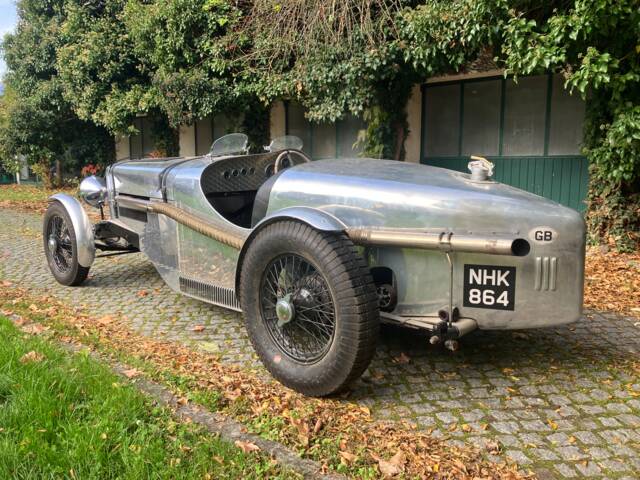 Austin 12