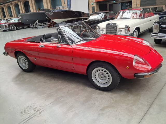 Alfa Romeo 2000 Spider Veloce