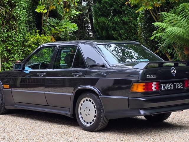 Mercedes-Benz 190 E 2.3-16