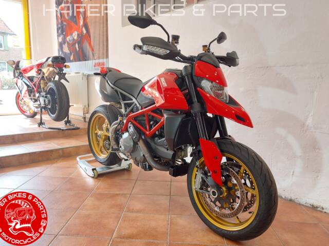Ducati Hypermotard 950