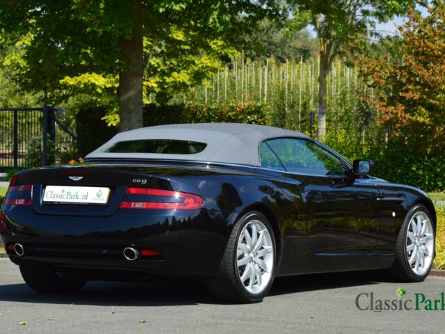 Aston Martin DB 9 Volante