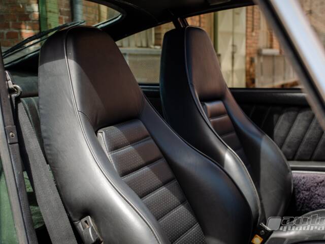 Porsche 911 Carrera 3.0
