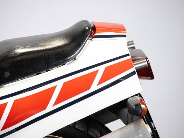 Yamaha RZV 500 R