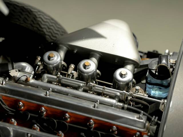 Jaguar E-Type 3.8 Flat Floor
