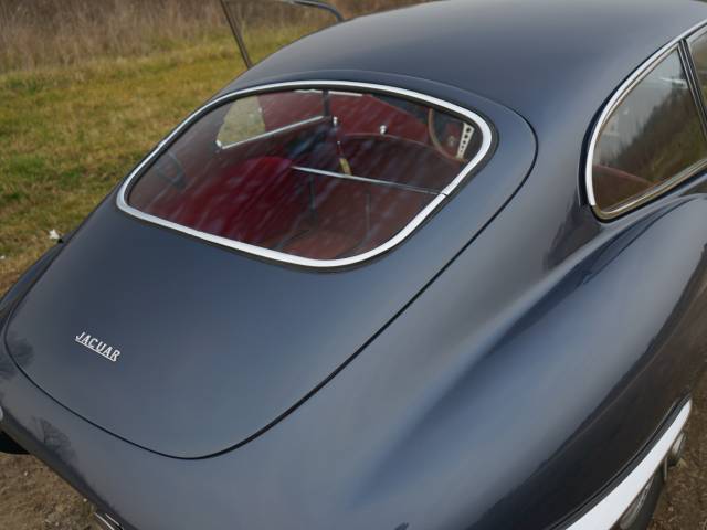 Jaguar E-Type 3.8