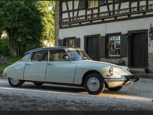 Bild 1/6 von Citroën ID 19 (1967)