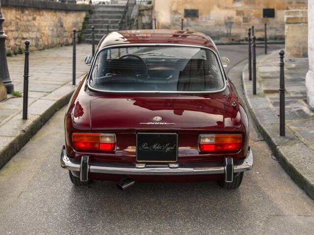 Alfa Romeo 2000 GT Veloce