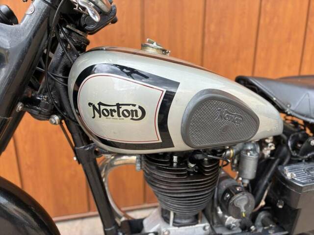 Norton Model 18