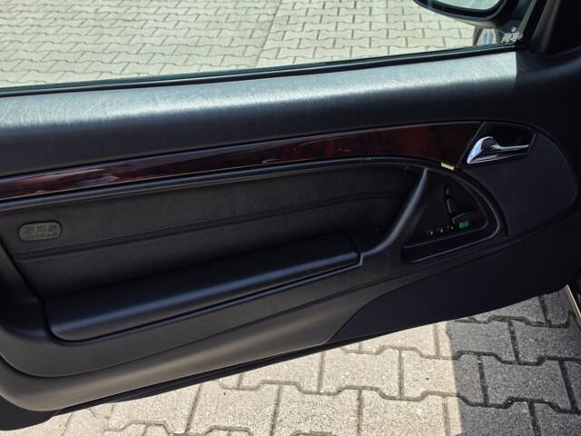 Mercedes-Benz SL 500