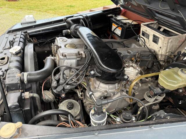 Mercedes-Benz 280 GE (SWB)