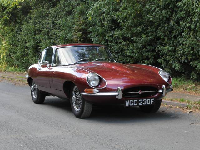Image 1/18 de Jaguar Type E 4.2 (1967)