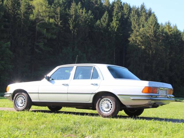 Mercedes-Benz 280 SE