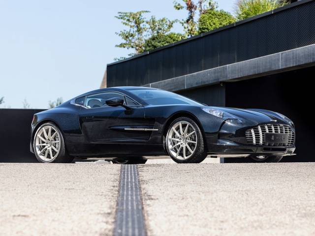 Afbeelding 1/50 van Aston Martin One-77 (2011)
