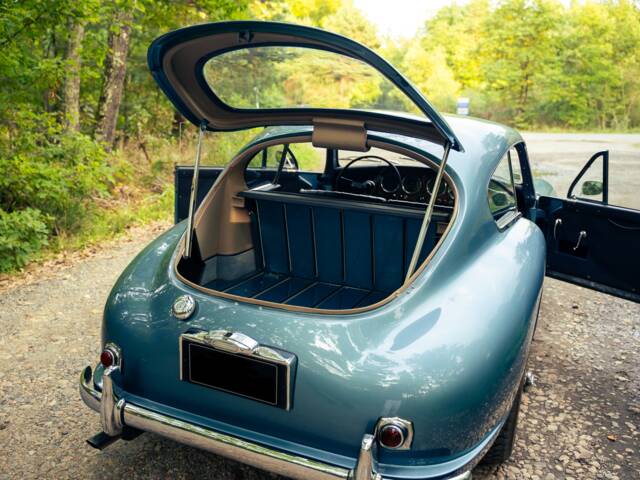 Aston Martin DB 2/4 Mk I