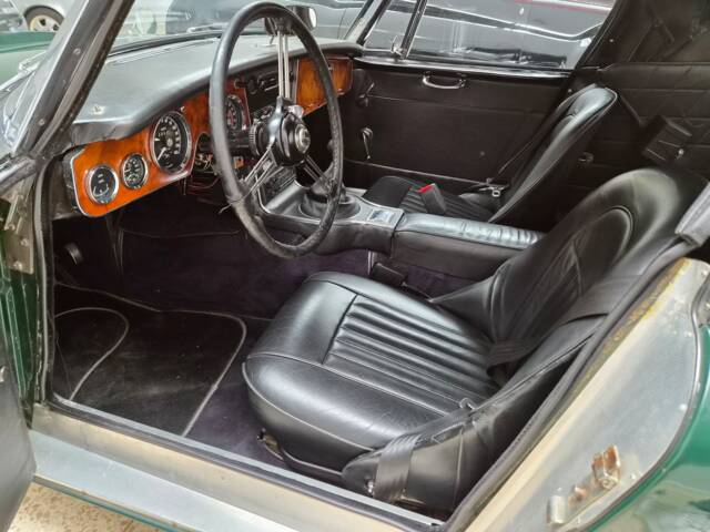 Austin-Healey 3000 Mk III (BJ8)
