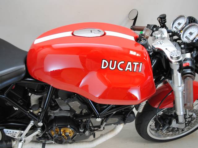 Ducati Sport 1000