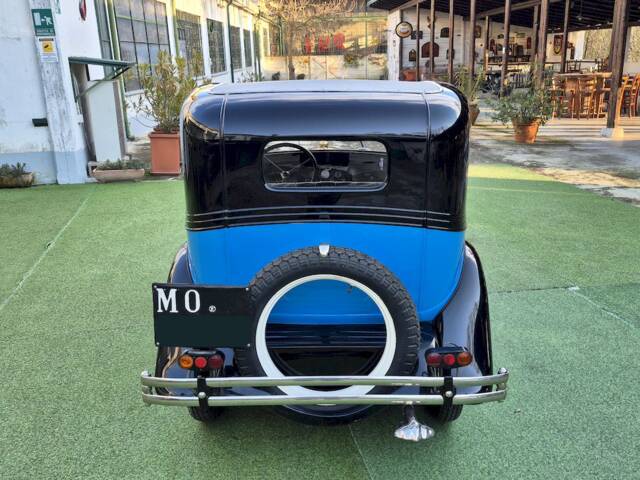 Austin 7 Saloon