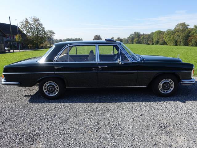 Mercedes-Benz 300 SEL 3.5