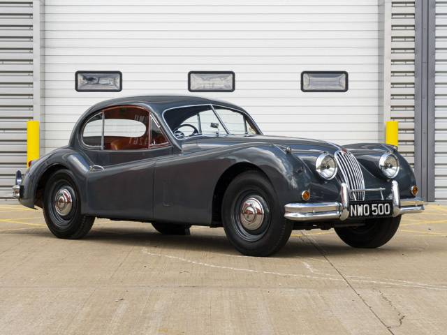 Image 1/50 of Jaguar XK 140 FHC (1955)