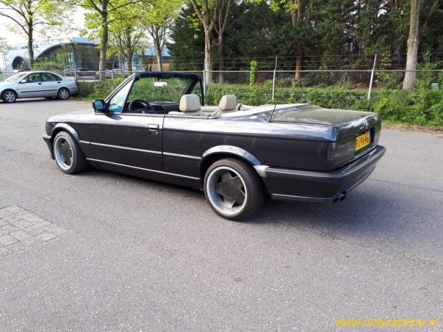 BMW 325i